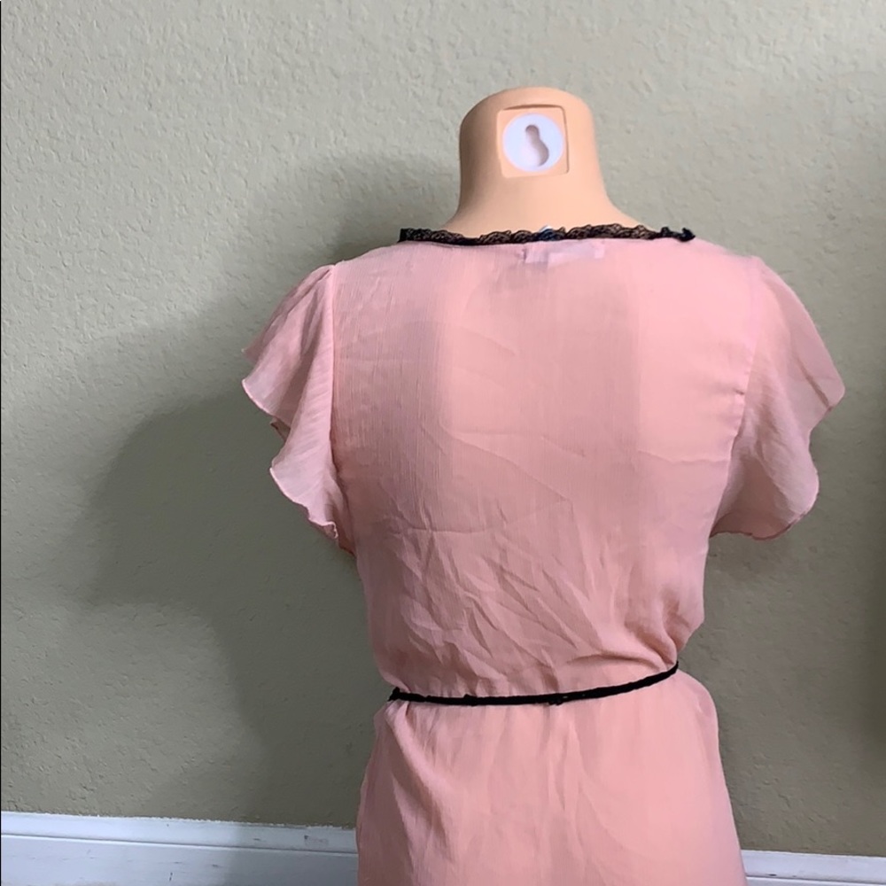 Essential Blouse - Picture 2 of 2